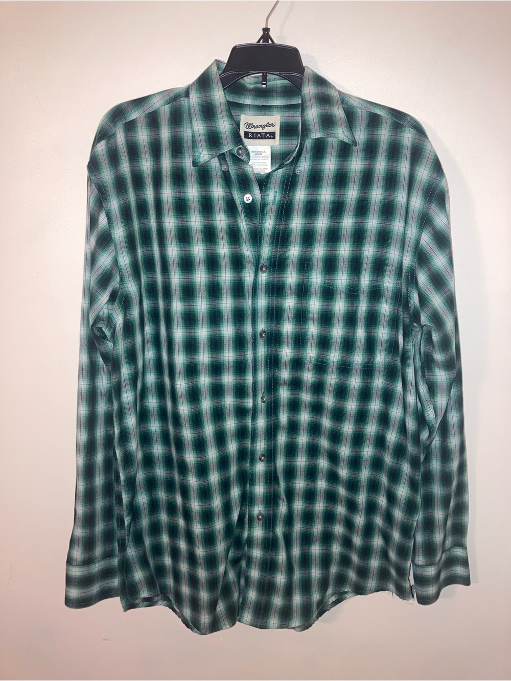 Wrangler Riata green and white Plaid Button-Down Shirt